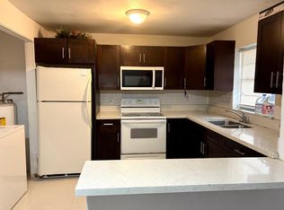 2400 NW 21st St #3, Fort Lauderdale, FL 33311