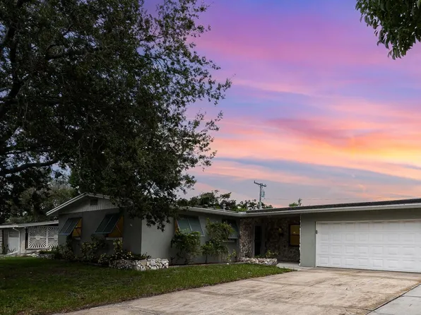 265 Bel Aire Dr S, Merritt Island, FL 32952