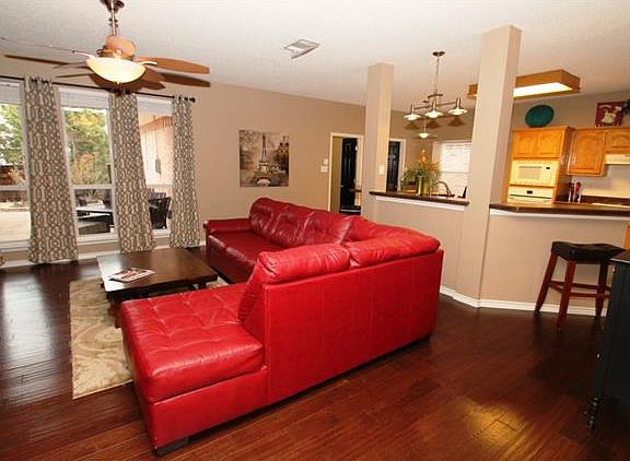 4th image of 1525 Warm Springs Dr