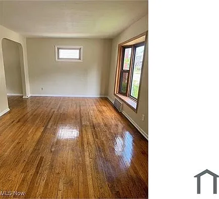 3878 E 143rd St — Photo 10