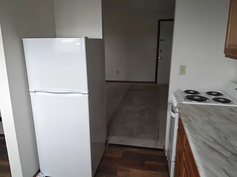 138 Polk Street — Photo 5