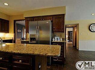 1306 Broadmoor Ln, Irving, TX 75061