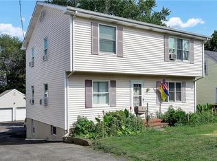 490 Fairfield Ave, Stamford, CT 06902