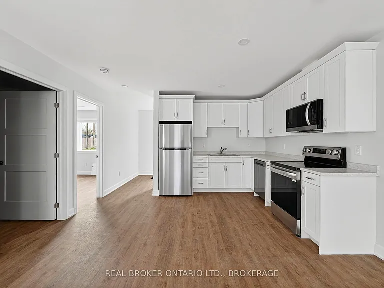 600 2nd St E #7B — Photo 17