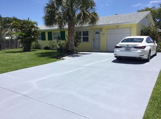 19057 SE Arnold Dr, Jupiter, FL 33469