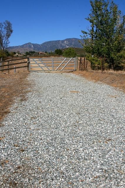 Gate to enter at Jonathan