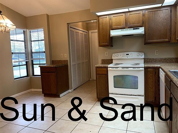 5th image of 1588 Lavilla St