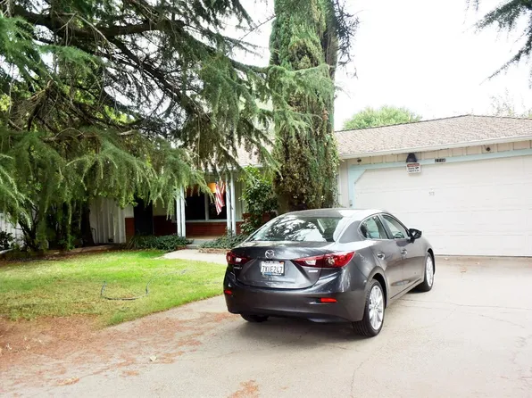 2114 McGowan Pkwy, Olivehurst, CA 95961