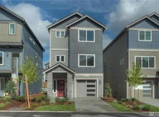 2017 131st St SW #2017, Everett, WA 98204