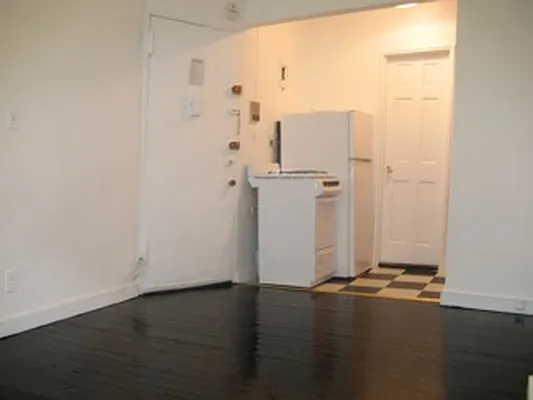 Rented by City Heights Realty | media 37