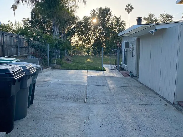 1604 Avenida Del Vis — Photo 26
