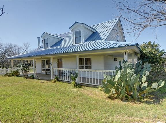 2nd image of 109 Mesquite Dr