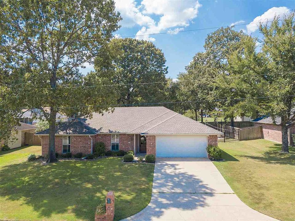 1st image of 1113 Acapulco Ln