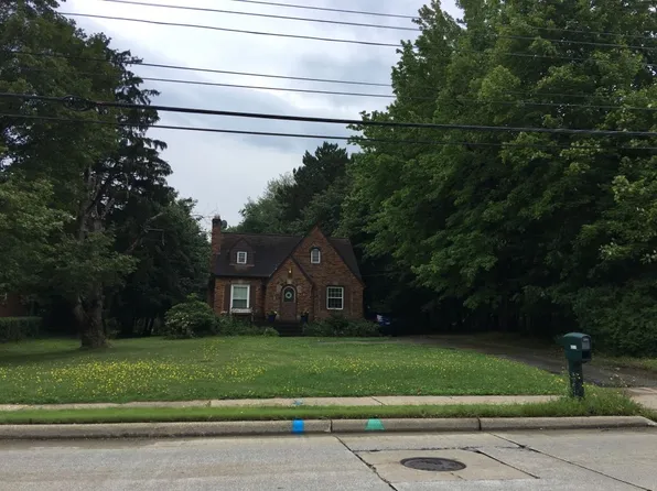 6158 Wilson Mills Rd, Mayfield Village, OH 44143