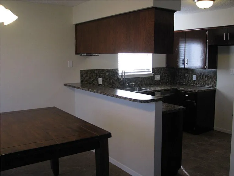 6509 Skycrest Dr — Photo 8