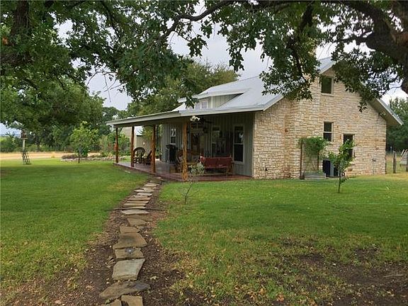4th image of 387 County Road 220