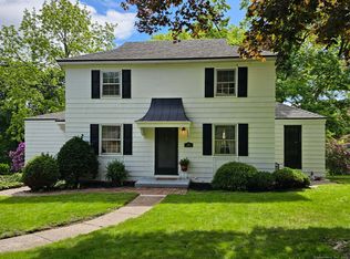 412 Pine St, Middletown, CT 06457