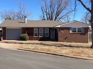 1003 E Huber Ave, Weatherford, OK 73096