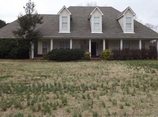 8631 Deadfall Rd, Millington, TN 38053