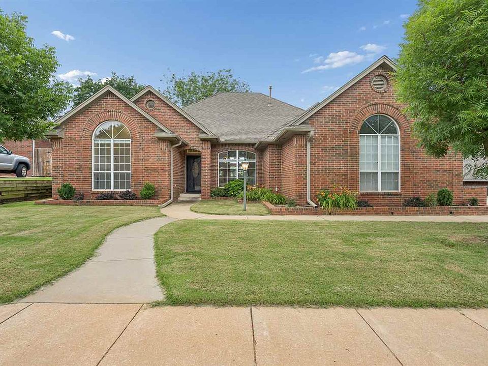 1st image of 14305 Middleberry Rd #3