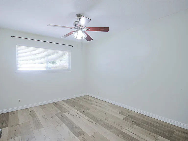 12883 Newhope St — Photo 22