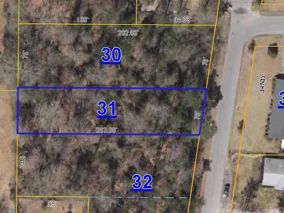 2nd image of N 32nd Ave