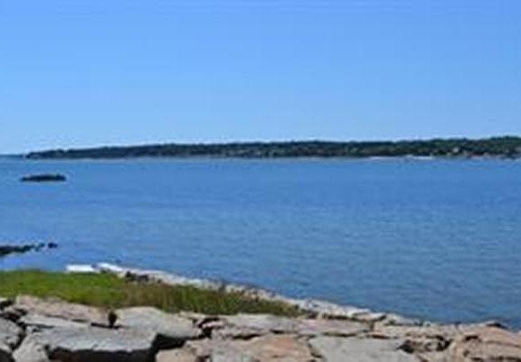 4th image of 1185 Cove Rd