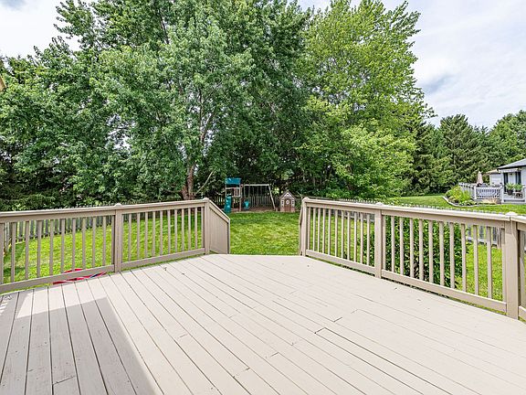 5th image of 5754 Ulry Ct