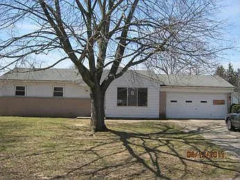 3745 Oakview Rd photo 1