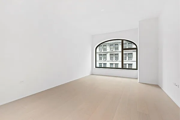 Rented by Compass | media 9