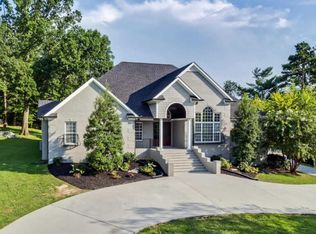 10232 Westland Dr, Knoxville, TN 37922