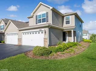 1082 Turin Dr, Hampshire, IL 60140