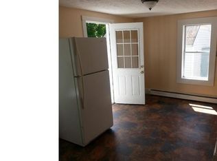 17 Cottage St, Sanford, ME 04073