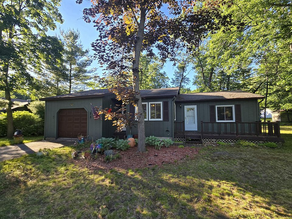 1st image of 110 Acorn Ln
