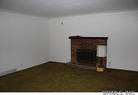 3rd image of 2210 Garfield Ave