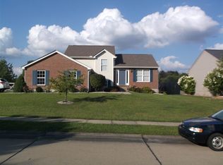 2824 Donjoy Dr, Hebron, KY 41048