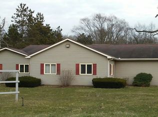 52248 Laurel Rd, South Bend, IN 46637