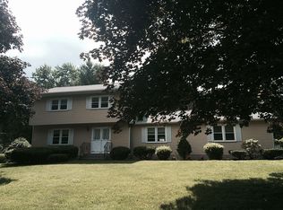 809 Westmoreland Dr, Niskayuna, NY 12309