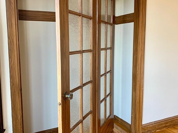 4th image of 405 6th Ave APT 5