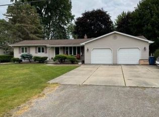 4469 Reid Rd, Swartz Creek, MI 48473