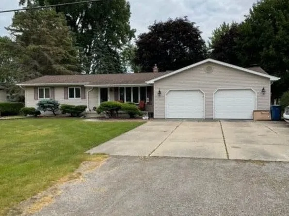 4469 Reid Rd, Swartz Creek, MI 48473