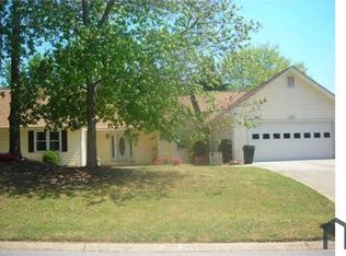 140 Thornbush Trce, Lawrenceville, GA 30046