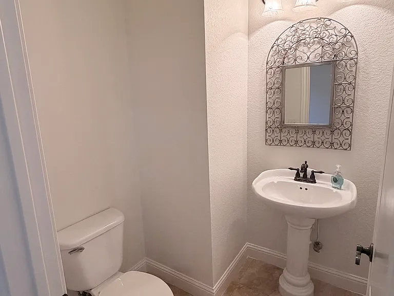 3540 Hamm Ln — Photo 4