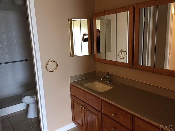 5th image of 615 Bayshore Dr APT 1105