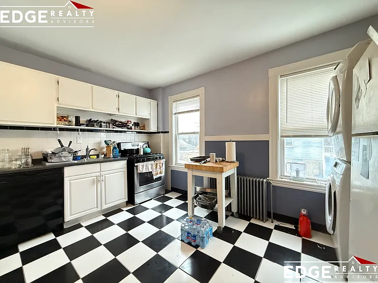 225 Parsons St #1 — Photo 12