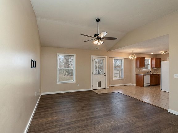 5th image of 795 S Natalie Avenue