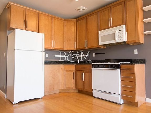 2nd image of 62 Clermont Ave APT 301