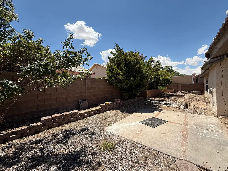 8310 Camino Paisano NW — Photo 19