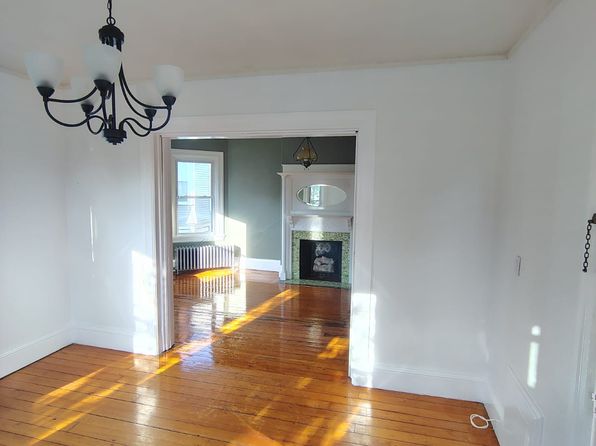 84 Updike St FLOOR 2