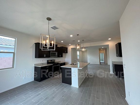 5th image of 13038 Murray Dr